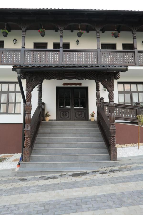 Mosia Dar In Rai Apartment Berbesti Exterior foto