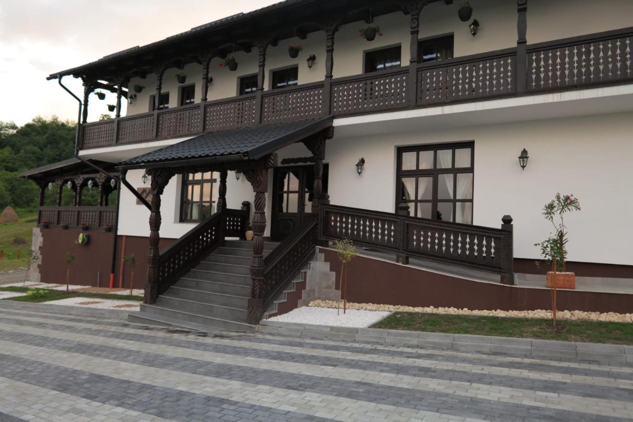 Mosia Dar In Rai Apartment Berbesti Exterior foto